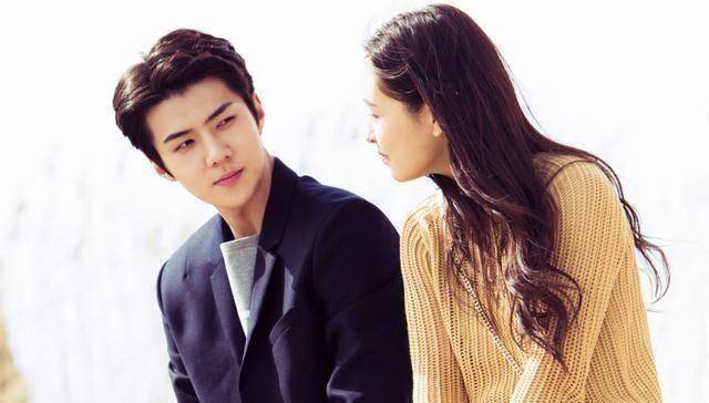 五年前拍摄这部电影的时候,吴世勋跟吴倩的颜值状态都非常在线,帅哥