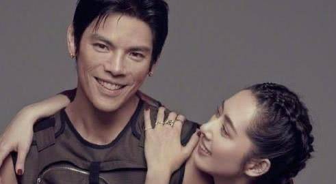 向佐看到妈妈挺身而出为自己及老婆解释,随之就转发感谢妈妈,真的是一