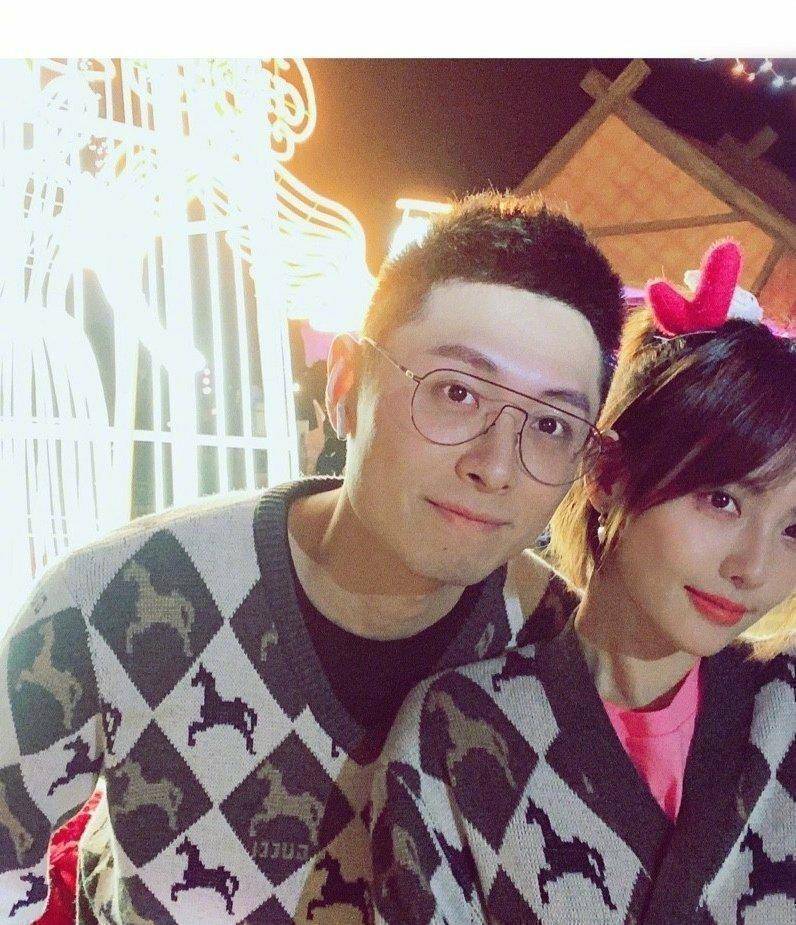 原创张嘉倪在家有多受宠不仅婚后不改口叫婆婆就连下厨都是买超经手