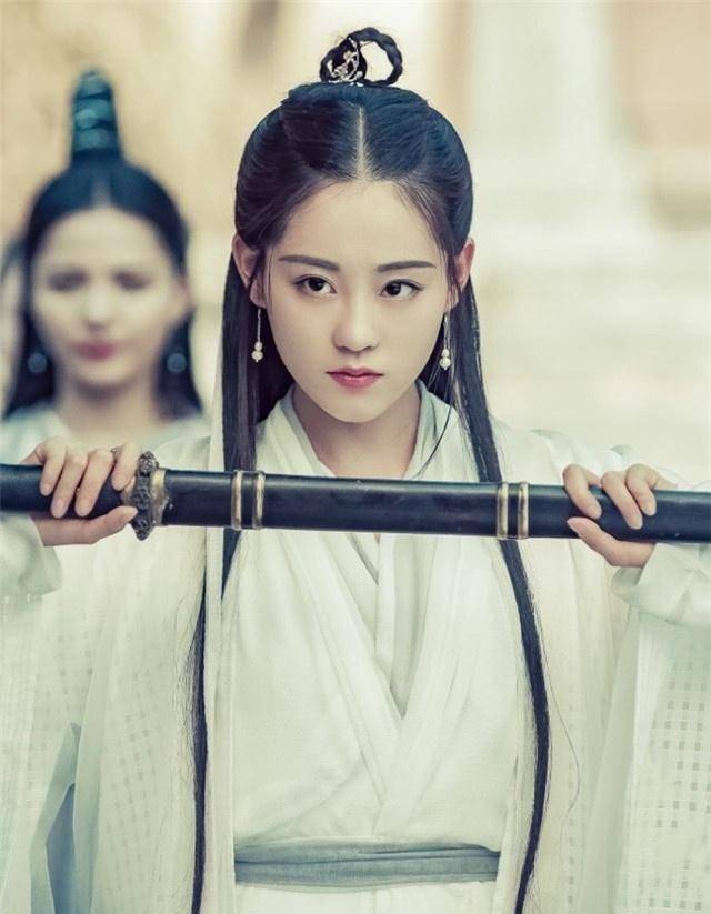 原创《倚天》慢动作被吐槽神似《西游记后传》:我还没出力你就倒下了_