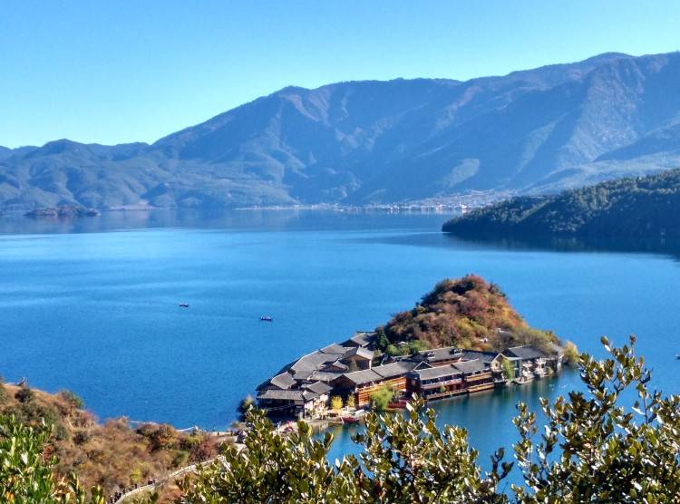 云南跟团游玩6天5晚要多少钱_丽江_洱海_大理