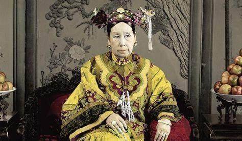 原创别再被骗了慈禧凤冠上的夜明珠散落民间被收回当为假新闻