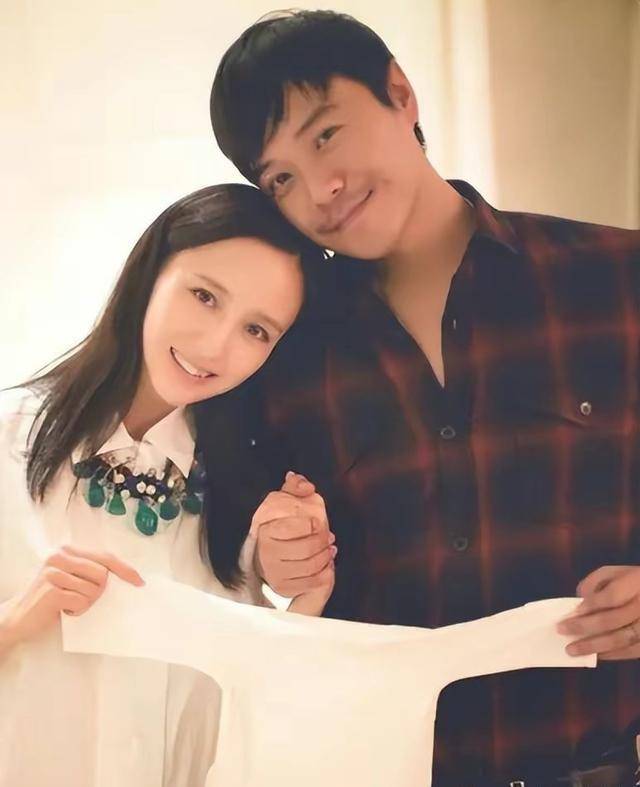 获前妻佟丽娅的原谅陈思诚携公司艺人到泰国团建有意和好