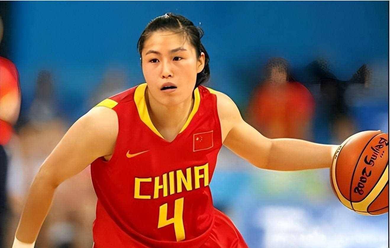原创她曾是女篮第一后卫负气离开地方队被郑薇劝回现状如何