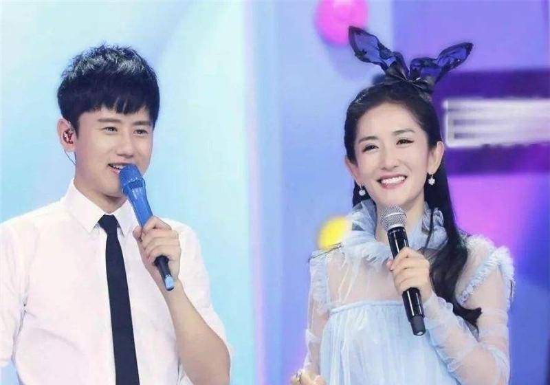 九周年谢娜张杰结婚纪念日带双胞胎女儿打卡水族馆