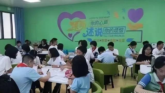 学校在厕所装报警设施预防校园欺凌,能有用吗？