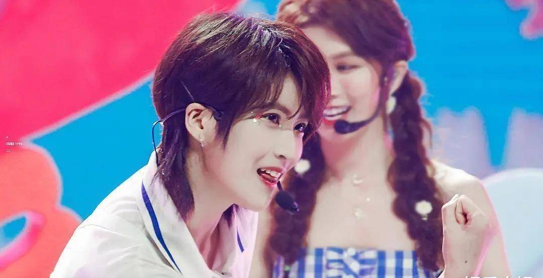 原创青你2票人环节很残忍莫寒真实崩溃大哭林凡的反应很圈粉