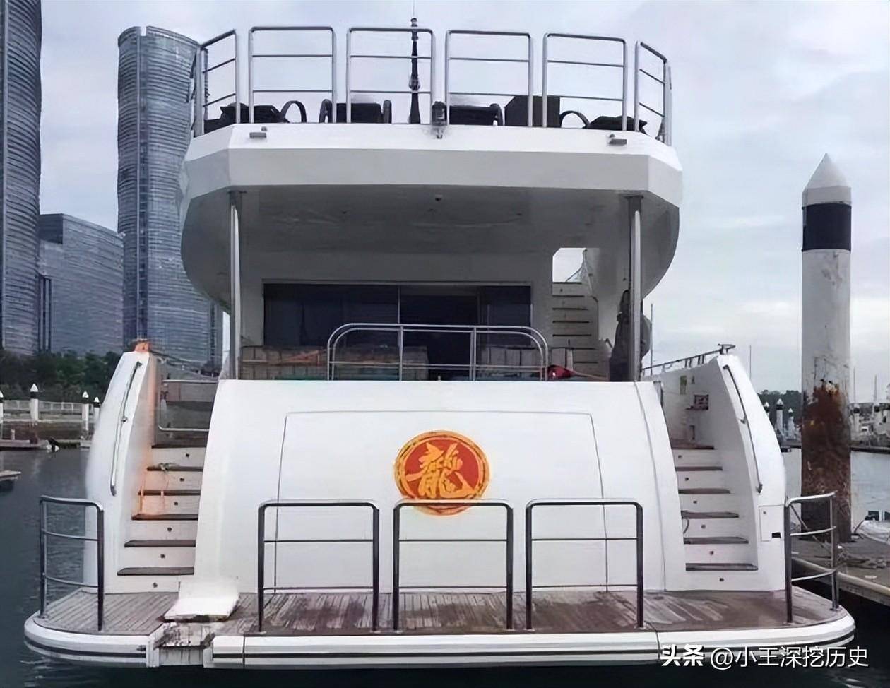 低调而又出乎意料,细想70岁成龙的"资产",才知道什么_