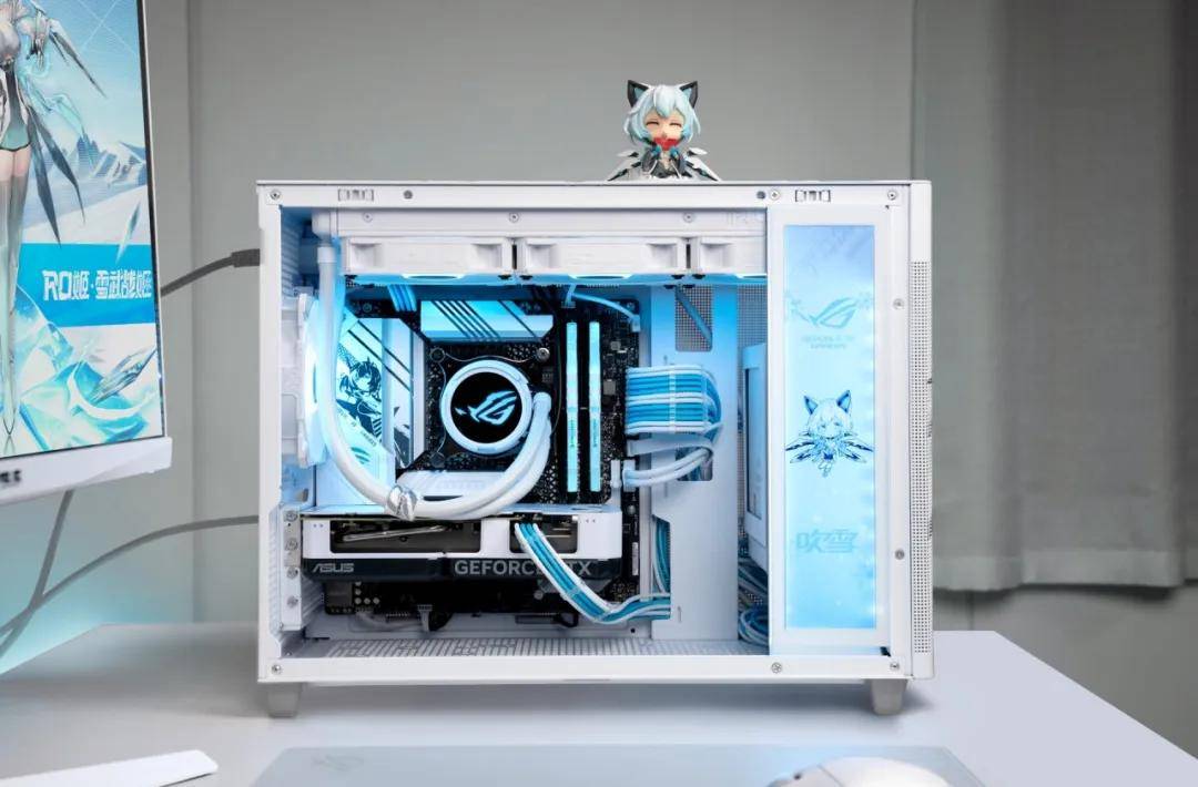 2便捷卡扣,bios一键升级基础上,特别加入易拆式天线,不仅采用白色涂装