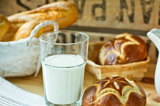 准备坐火车的你还在买泡面吗为什么不尝试一下其他的食物呢