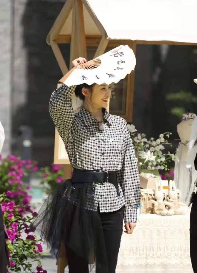 原创郑恺录节目媳妇苗苗却被带走宠妻郑恺全程撒狗粮上演追妻争夺战