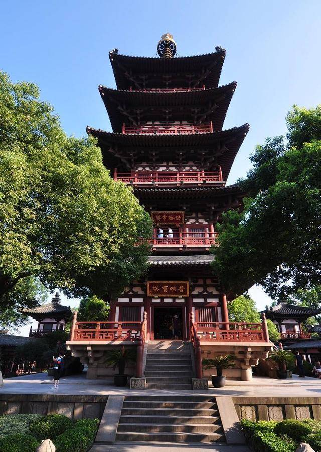 唐朝不知名诗人,写了一首千古名作,仅仅28个字却捧红了2个景区_寒山寺