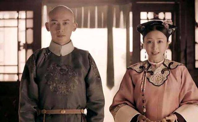 她是乾隆的原配皇后陪伴乾隆21年死后乾隆满足她最后一个愿望