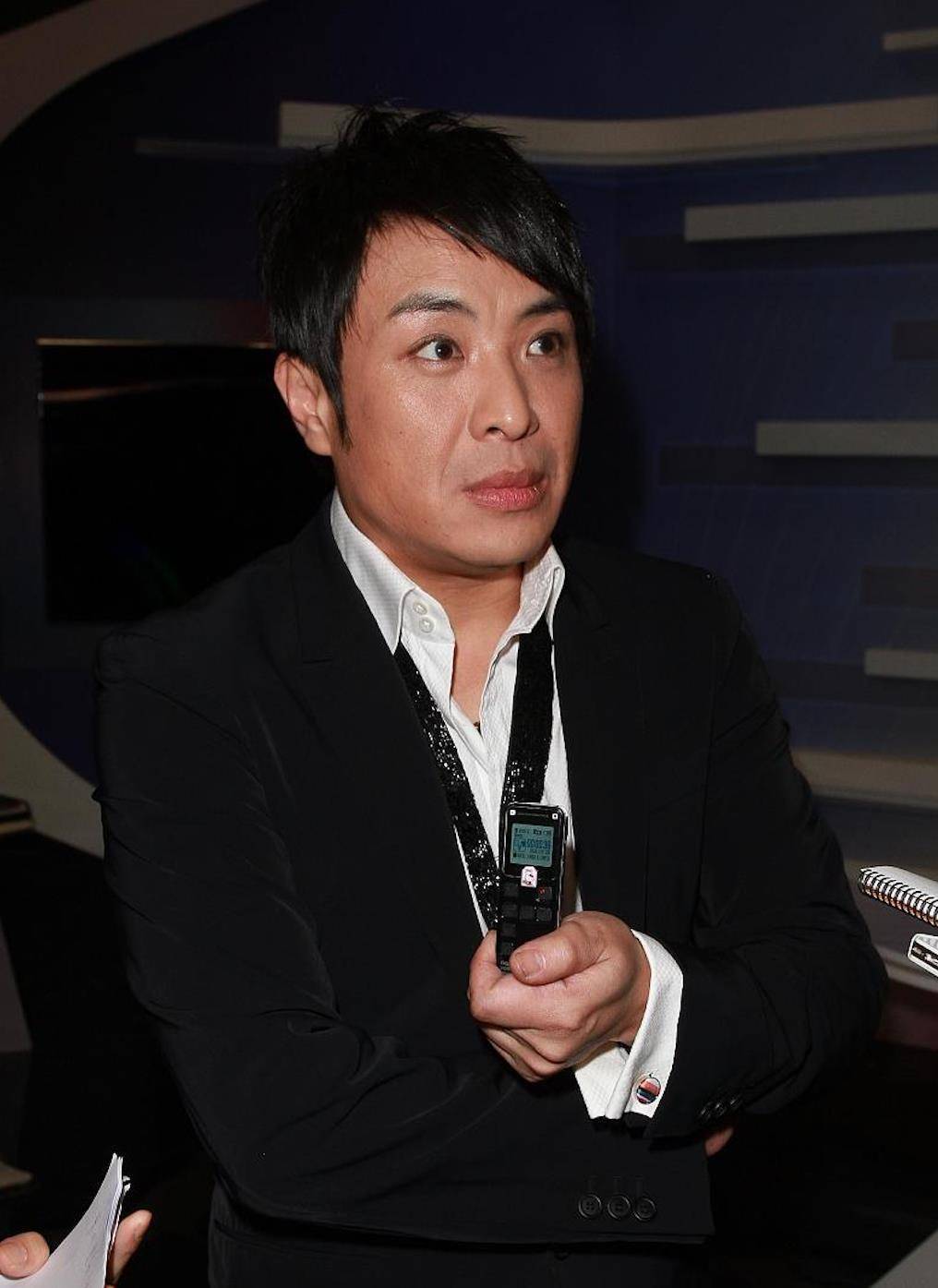 原创58岁黎明诗睡梦中逝去抗癌半年不敌病魔曾婚内劈腿与闺蜜出柜