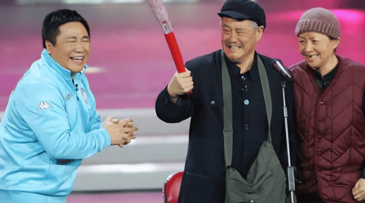 退出本山集团十年,再看刘流和赵本山现状,一个消失一个名利双收