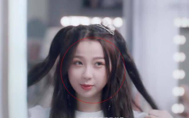 虞书欣拍广告没开瘦脸?近景a4腰优越,可这"肉包脸"直接显形_性格_选手