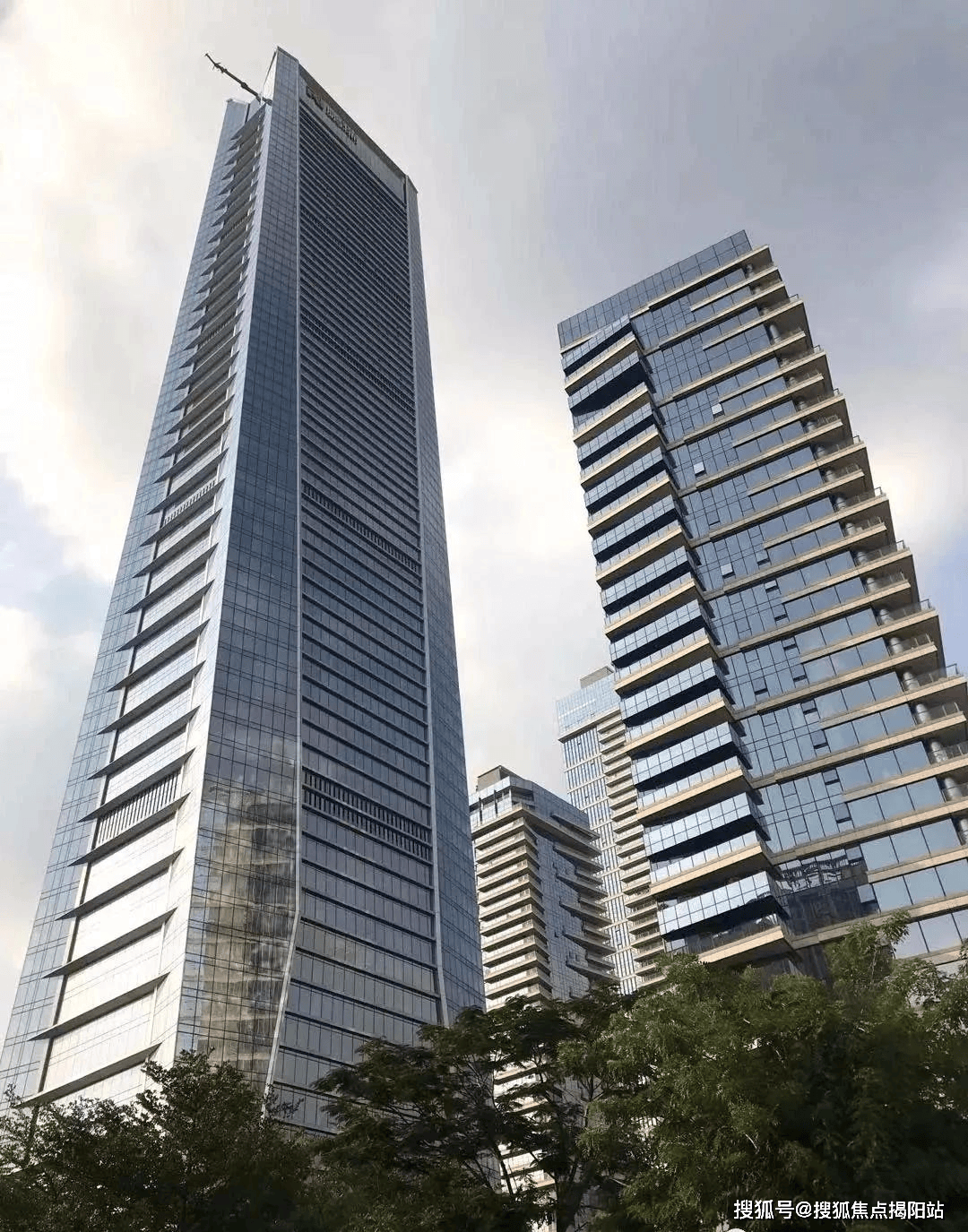 深圳湾1号莱佛士公寓深圳房价户型图样板间规划图交房项目配套
