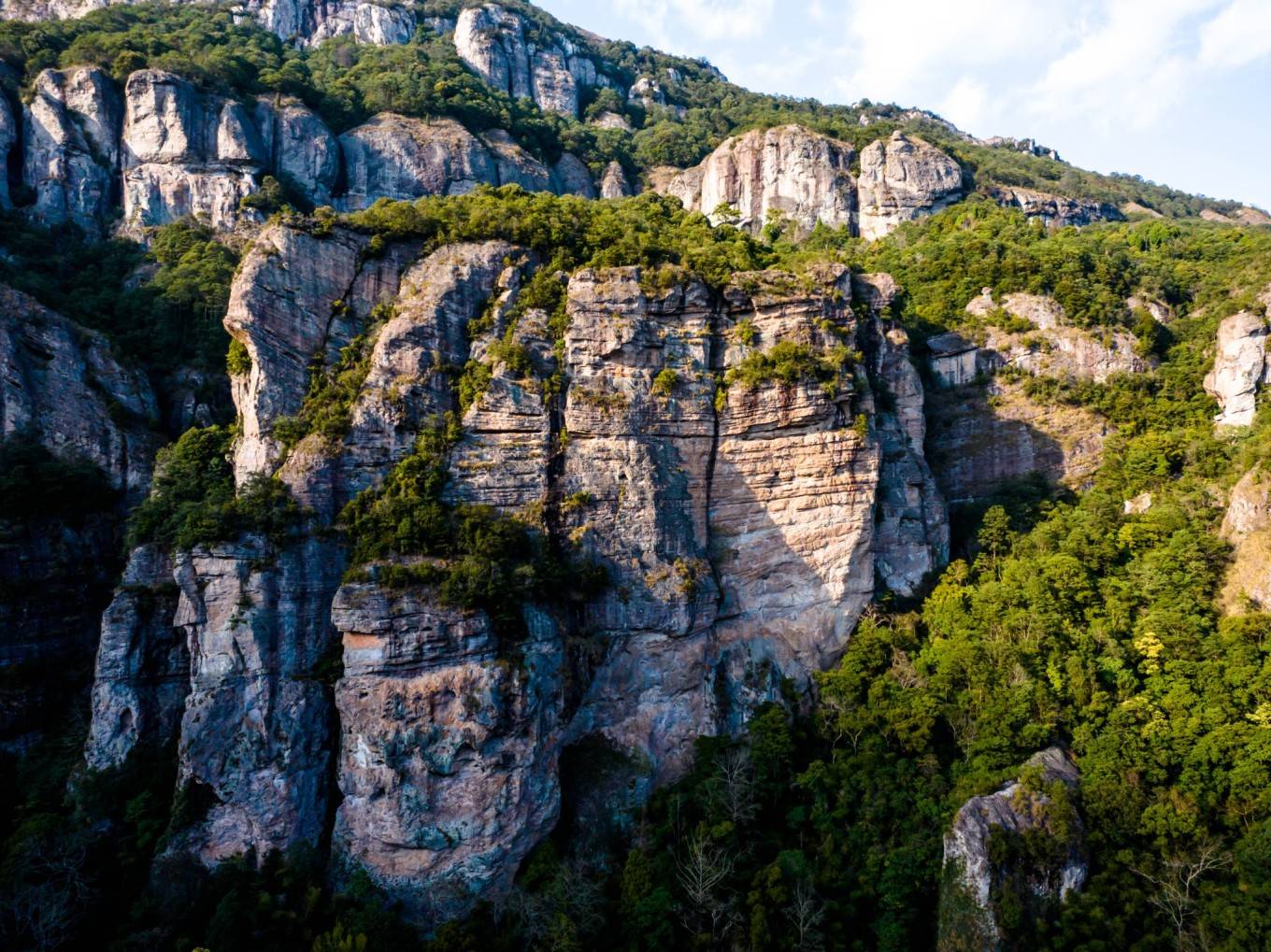 阳春三月来雁荡山上春山