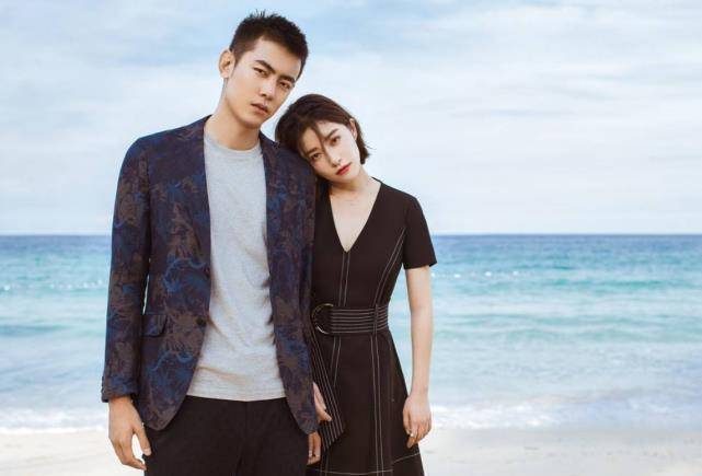 原创阚清子变身理发师为董力剪发谁注意到阚爸的表情看来也想安排上