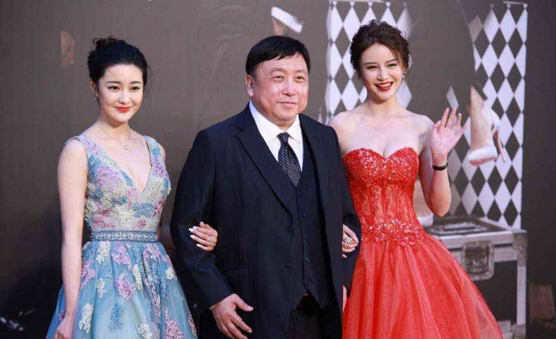 原创曾被誉为邱淑贞的接班人受王晶力捧如今分手卖衣服