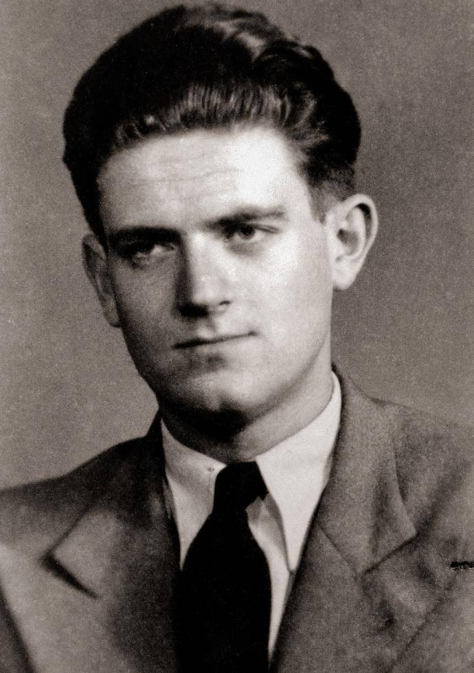 来自多瑙河畔的八路军"神医",却与妻子被迫离婚,妻子病逝国外_傅莱_李