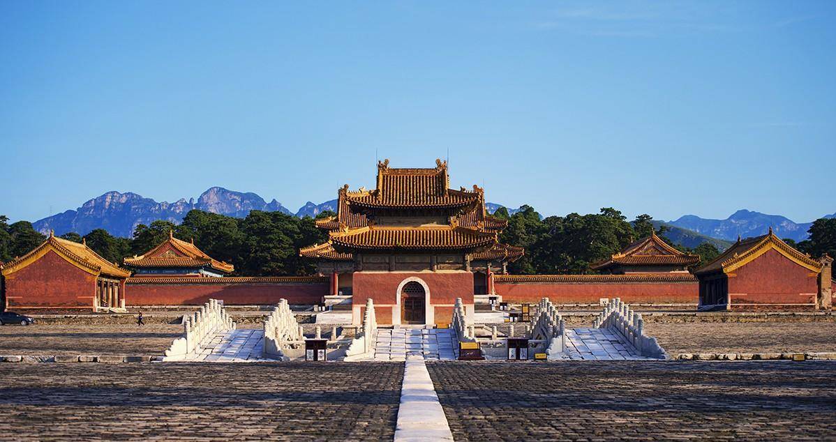 原创雍正陵墓不敢葬在康熙身边1980年考古挖了两米就匆匆撤走了