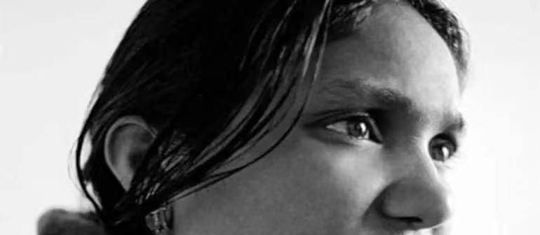 11岁被性侵,18岁屠村复仇,当选议员后却遭枪杀_普兰·戴维_亚丁_种姓