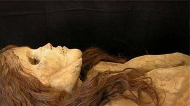 原创楼兰遗址挖出睡美人皮肤至今还有弹性颜值甩明星一条街