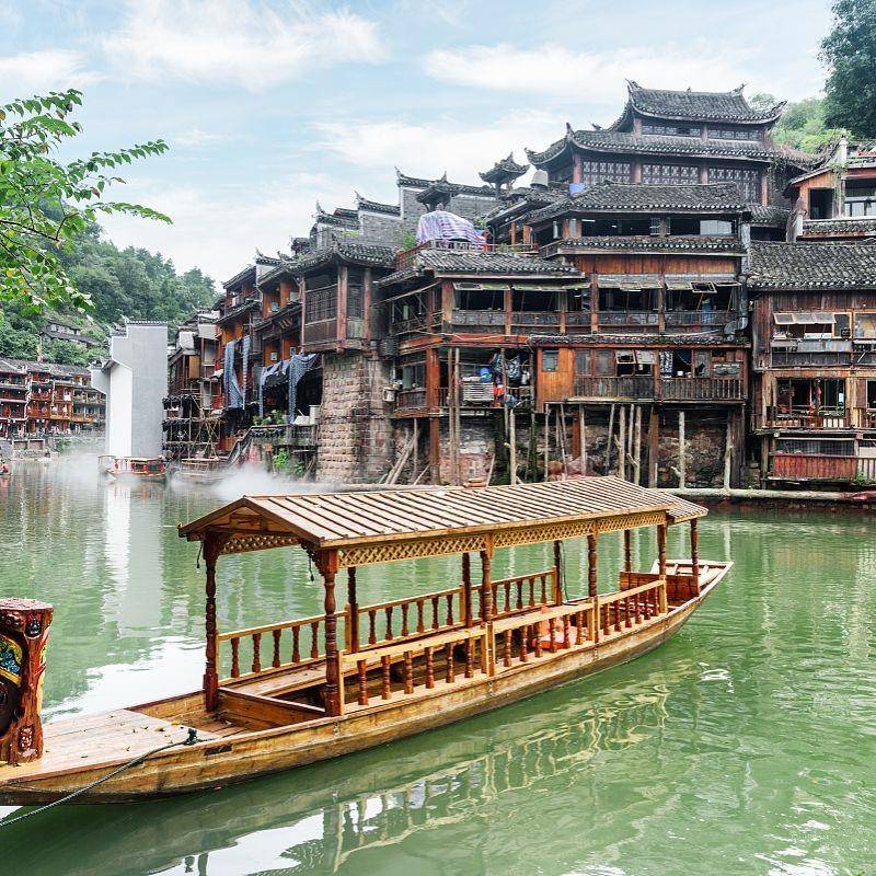 张家界5天4晚旅游纯玩费用多少_阿洁_景区_景点