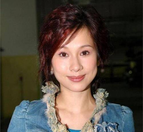 真正原因是什么,想必文颂娴自己内心非常清楚,网友们也心知肚明,她