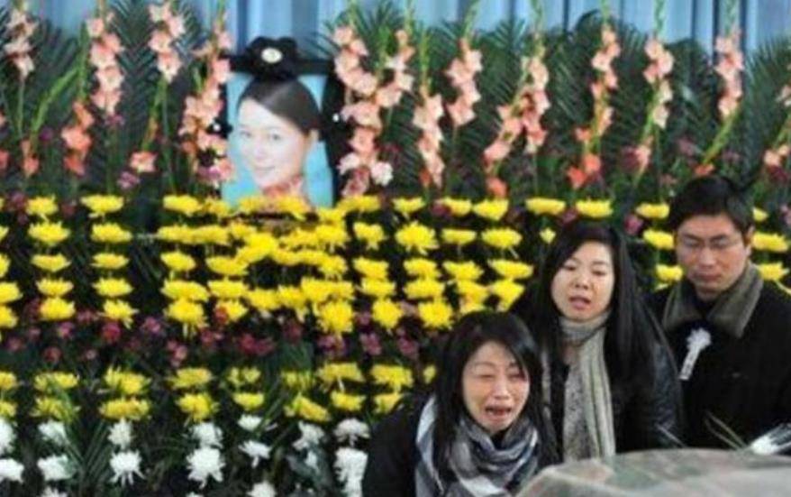 原创湖北最美女孩何蕾因救人生命定格29岁为怀念她学校以她命名