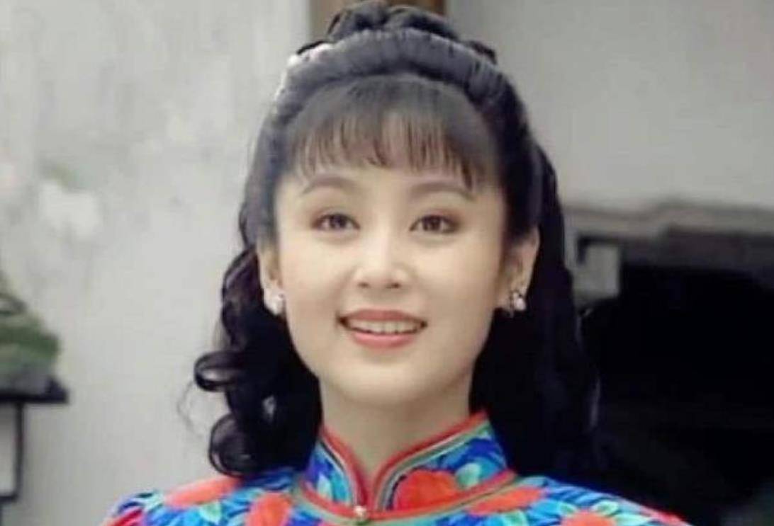 这时尚放到现在都很难接受_梅若鸿_杜芊芊_汪子