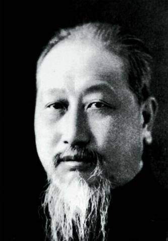 原创易中天本以为母亲是湖南农家姑娘没想到却是总理府的千金小姐