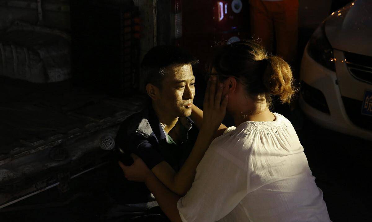 原创华强北一哥陈金陵山寨机小王子到乞丐负债累累妻子远走