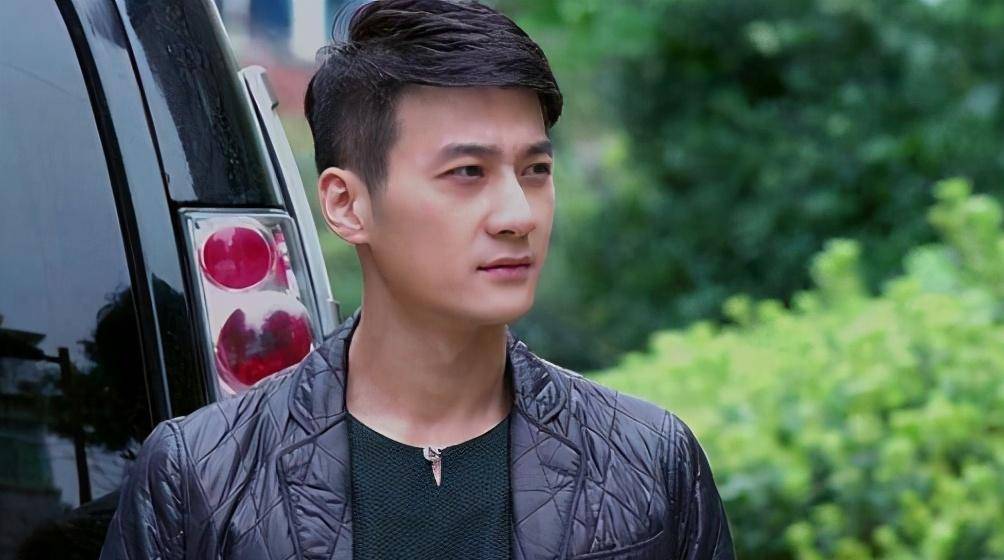 原创欢乐颂里是痴情男戏外是劈腿渣男张陆的双面人生