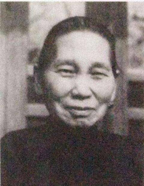 她丫鬟出身,一生无名无分,晚年死在草棚,却养育了9名国家栋梁_梁启超