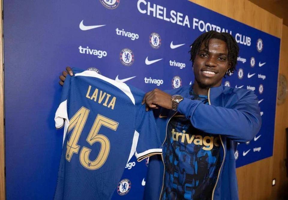 原创拉维亚出场32分钟后切尔西5800万英镑引进的超级兽腰又伤了