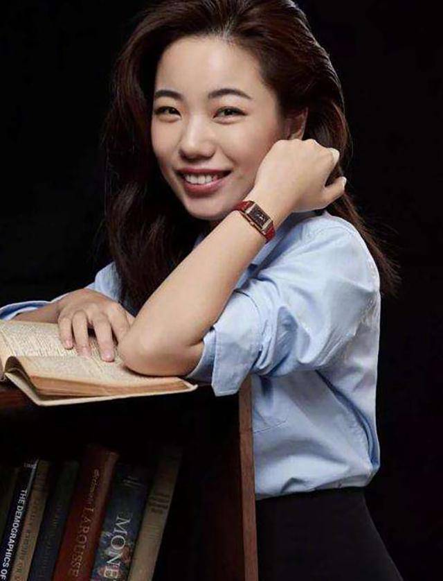 谈蒋方舟一个不再年轻的少女作家一个没有作品的天才儿童