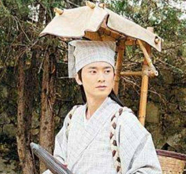 古代文人墨客行走江湖的必备物件琴剑书箱