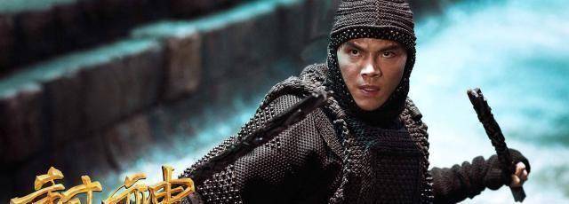 原创原创2天票房仅810万向佐扯下了香港电影最后一块遮羞布