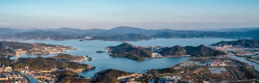 宁波东钱湖绿城燕语春风