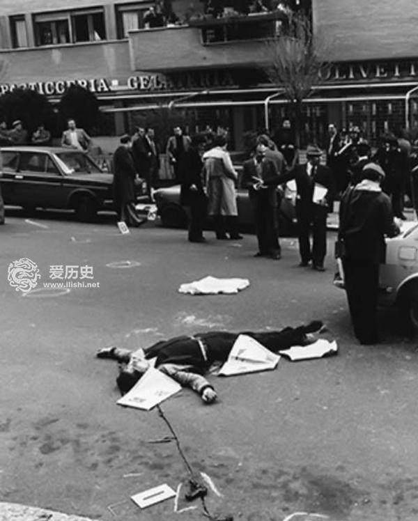 意大利总理老朋友们都希望他速死至死才知政治无情_莫罗_红色_阿尔多