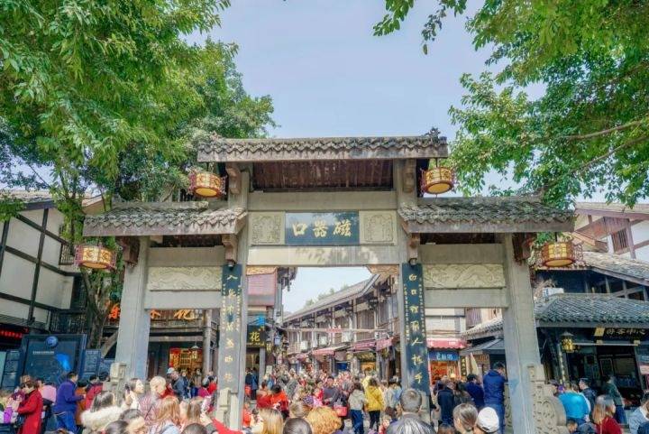 去重李子坝解放碑庆3日游跟团玩多少一个人重庆报团3日游必玩景点攻略