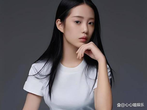 徐艺真微短剧界的璀璨新星演绎多重角色惊艳观众