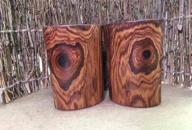 正是因为藏家都不愿意出手,所以很多人都认为,只能把青睐黄花梨木的