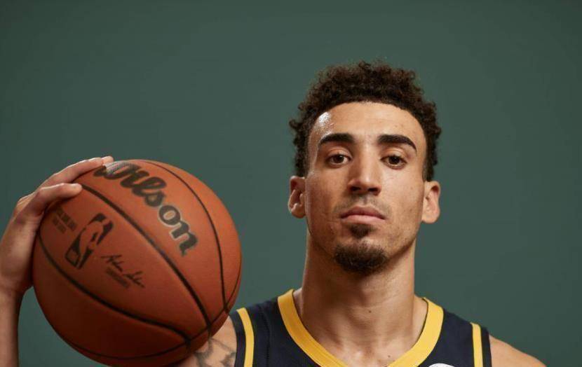 原创原创3场比赛47分50命中率打晕灰熊13顺位选了个宝他才24岁啊