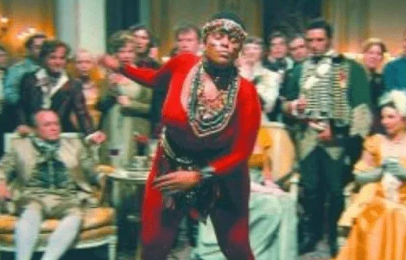 原创非洲女孩因身材奇特被人当作动物展览死后被解剖02年重回故土