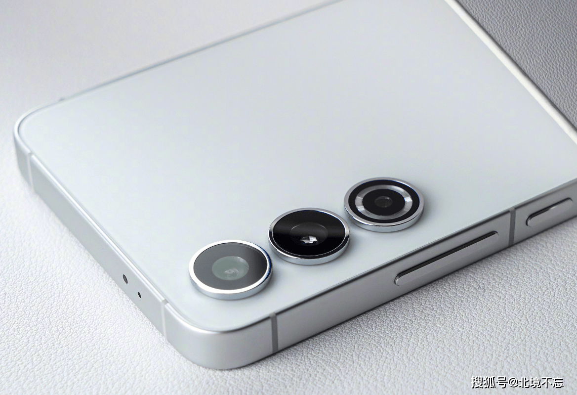 骁龙8gen2旗舰沦为中档机,12gb 512gb,还有144hz高端直屏_魅族_手机