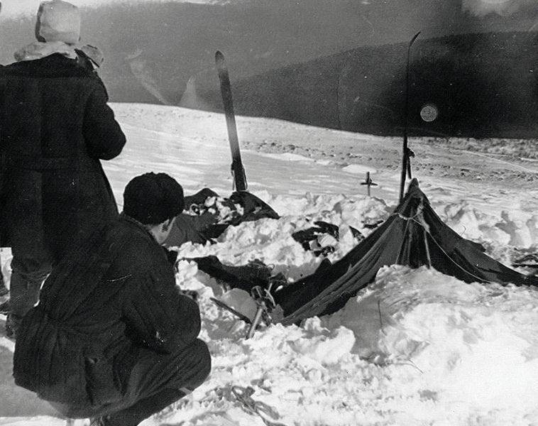 冰封之谜1959年九名苏联徒步旅行者的神秘死亡