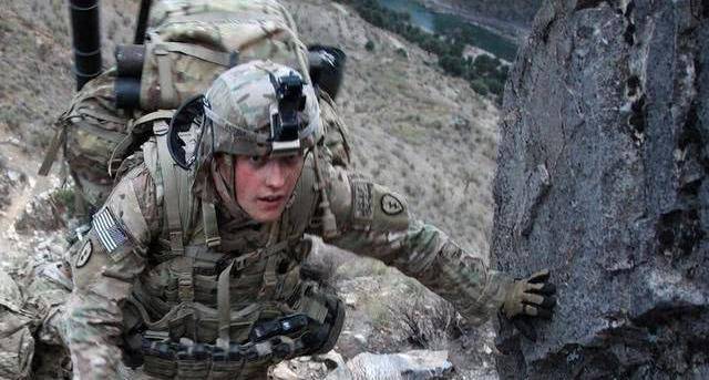 为何很多美军士兵要戴着手套作战?